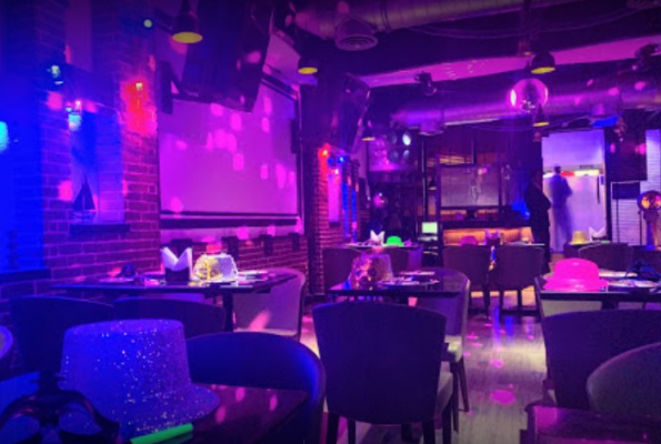 Blue Club And Lounge 1