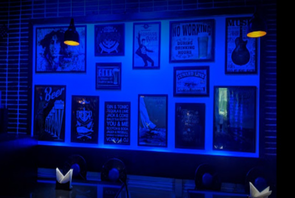 Blue Club And Lounge 3