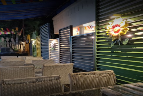 Shatranj Wine And Dine Hotel Green Plaza