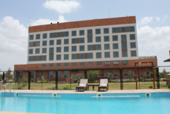 Hotel Jakson Inns Phaltan 1