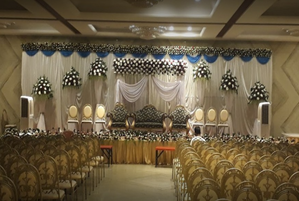 Al Azeez Banquet Hall 4