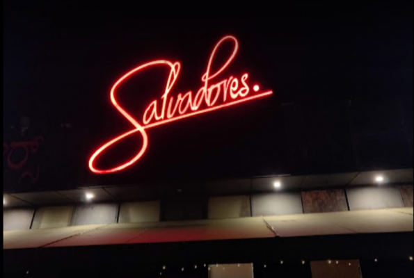 Salvadores Fine Dining 5