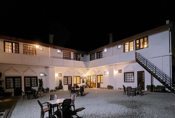 Hotel Himalayan Club 1