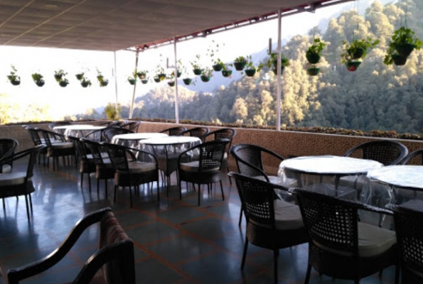 Hotel Shiva Continental 5