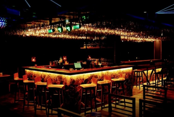 La La Land Club And Kitchen