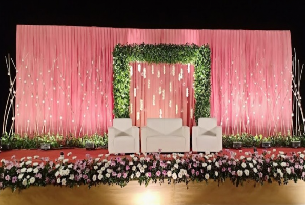 Hotel Toppers Corner 3