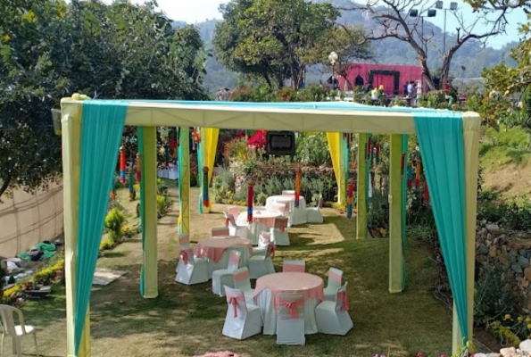 Hotel Toppers Corner 4