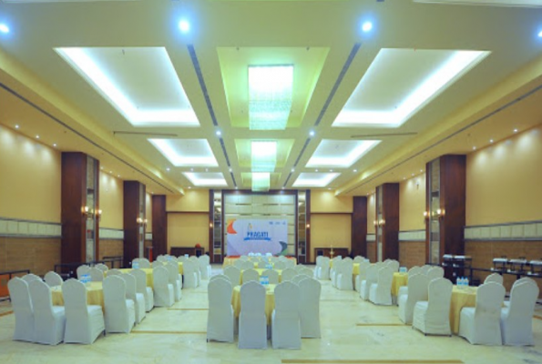 Pipul Padmaja Premium Hotel And Convention