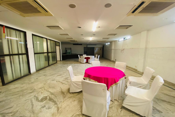 Tipsyy Inn And Banquet