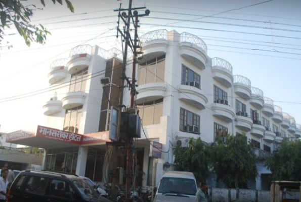 Hotel Mansarover And Banquets 1