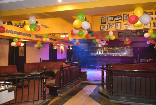 Hotel Diplomat Residency