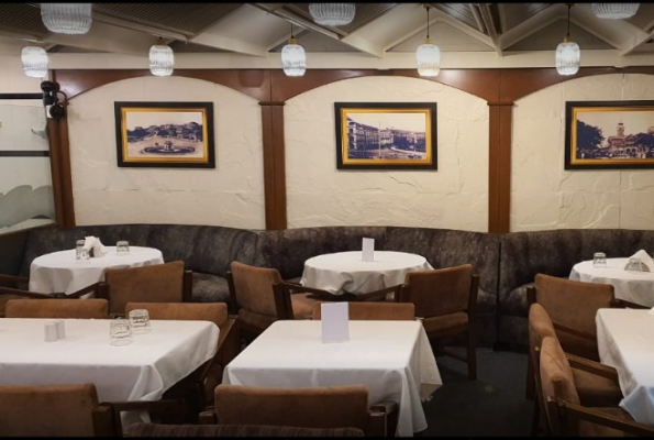 Oasis Restaurant And Bar 2