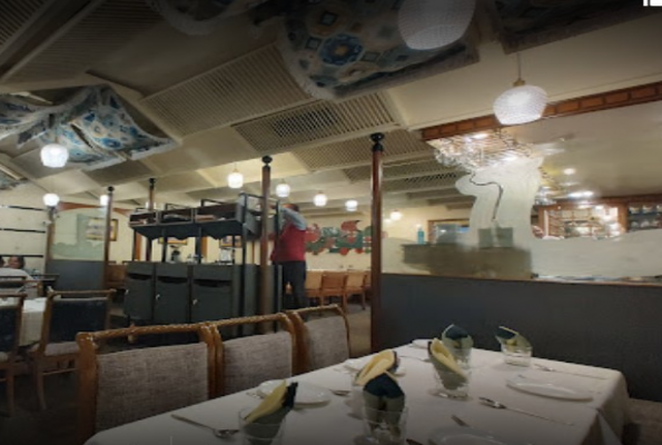 Oasis Restaurant And Bar 3