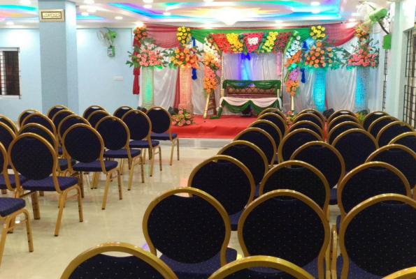 Metro Deluxe Convention Hall 4