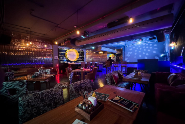 Nostalgia Blues Bar And Grill 3