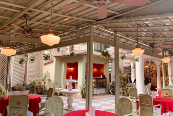 The Elgin Fairlawn 1