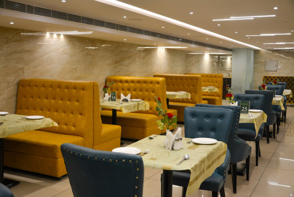 Pista House Premium Lounge 3