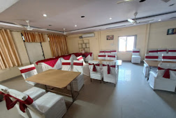 Hotel Chhavi Holidays 1