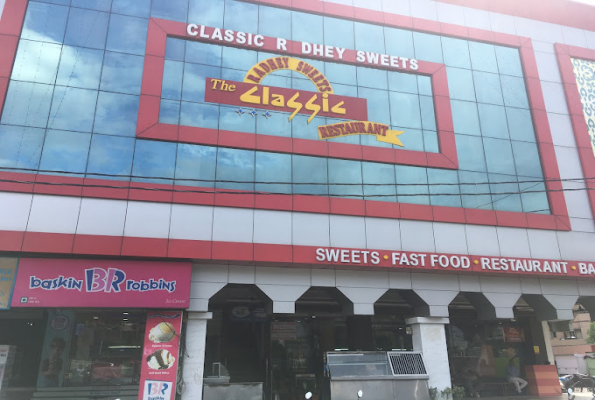 Classic Restaurant Treat 2