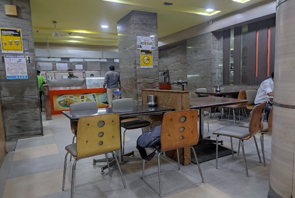 Hotel Saravana Bhavan 3