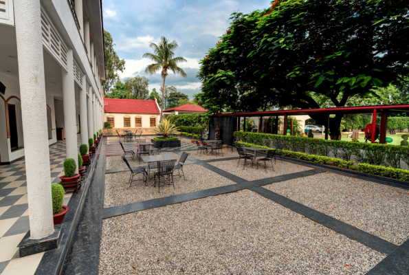 Chanakya Bnr Hotel 5