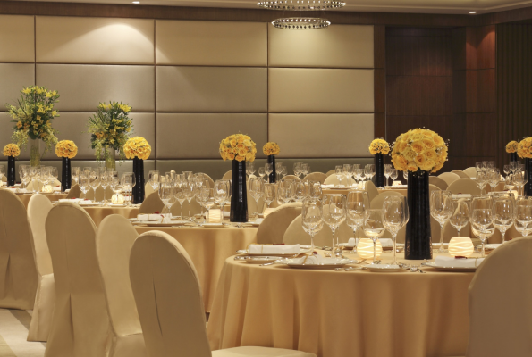 The Leela Ambience 5