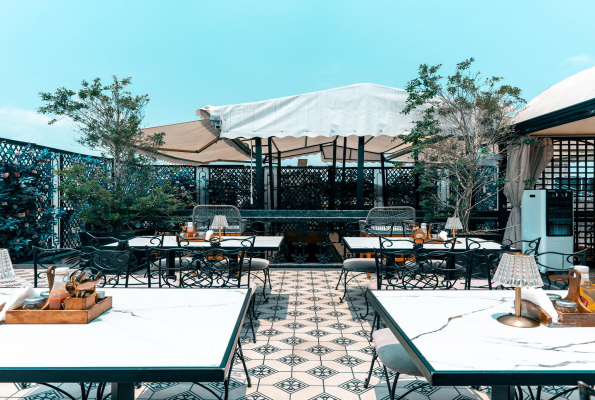 Tasa Kitchen Terrace & Bar 2