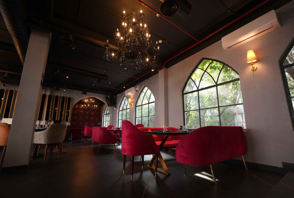 Teuf Cocktail Bar & Kitchen