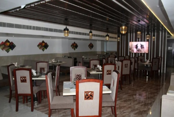 Ajantha Evergreen Hotel 2