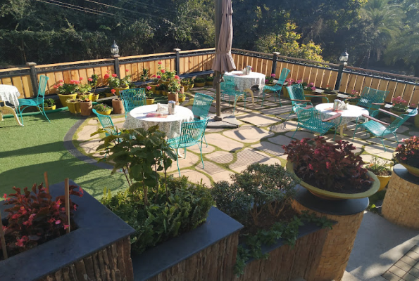 Welcomheritage Connaught House 1