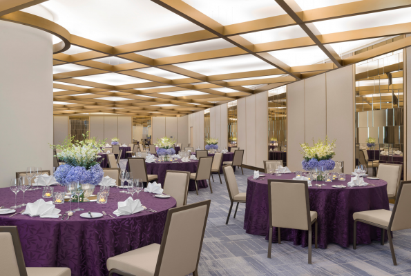 Four Seasons Hotel 1