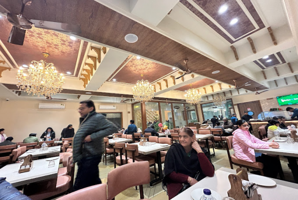 Loveena Delight Restaurant 3