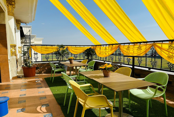 Palmdale Resort Ambala Lawns An Banquets 2