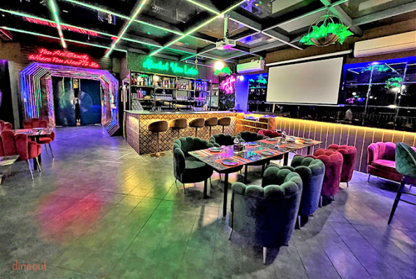 Tunight Terrace Restro & Banquet 3