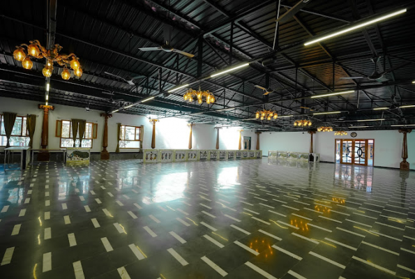 Vintage Retreat Resort 2