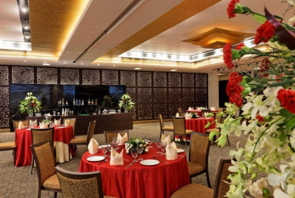 Grande Imperial Banquet