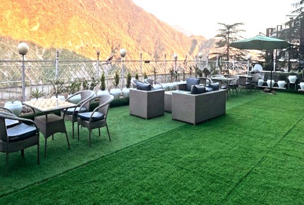 Hotel Gandhis Paradise 5