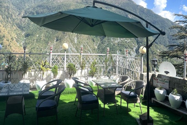 Hotel Gandhis Paradise 1