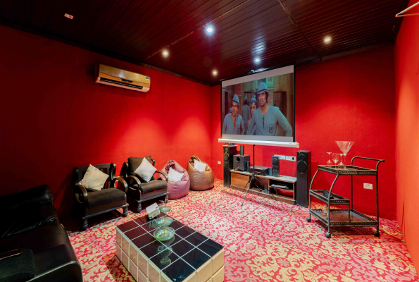 Pearl Palace Spacez Luxury Villa With Private Theater