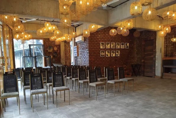 The Cozy Acorn Resort