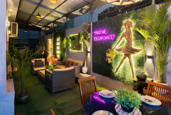 Hilltop Hideaway Pool Villa By Spacez