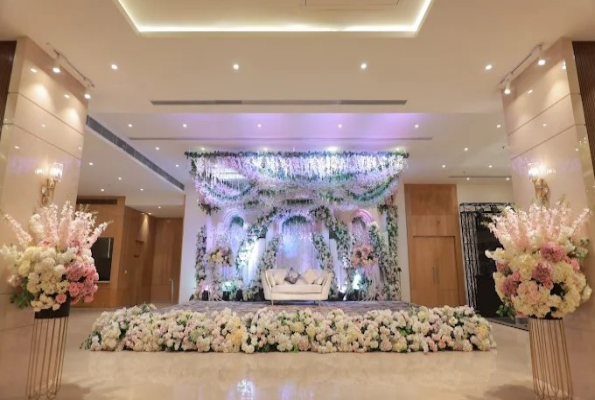 Orana Hotel And Convention