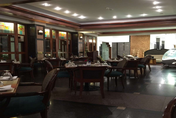 Le Meridien Bangalore 2