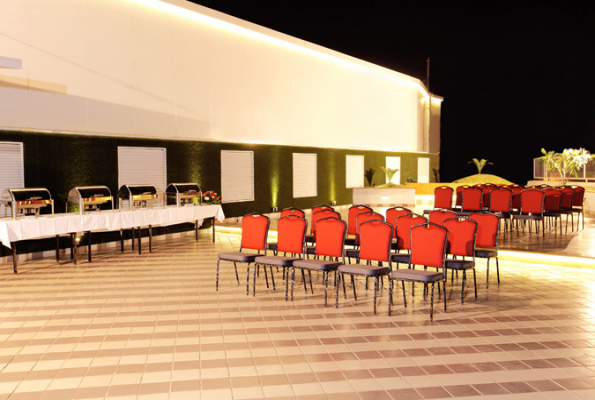 Mumbai Metro The Executive Hotel 3