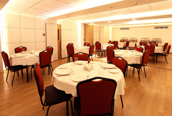 Mumbai Metro The Executive Hotel 4