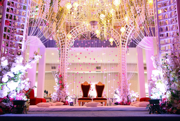 The Ritz By Ferns N Petals 4