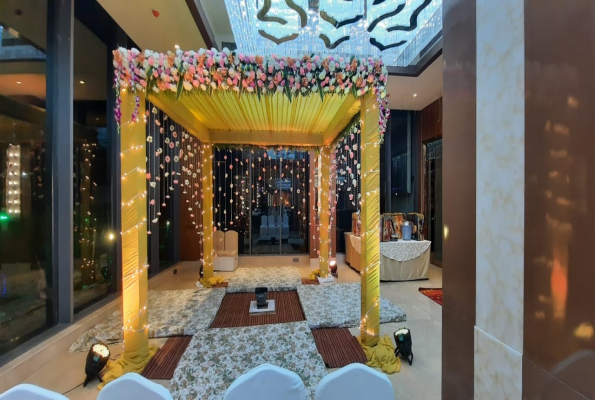 Radisson Blu Kaushambi 4