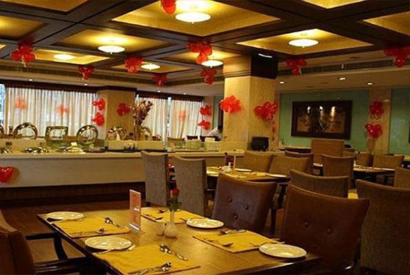 Cambay Grand Hotel 3