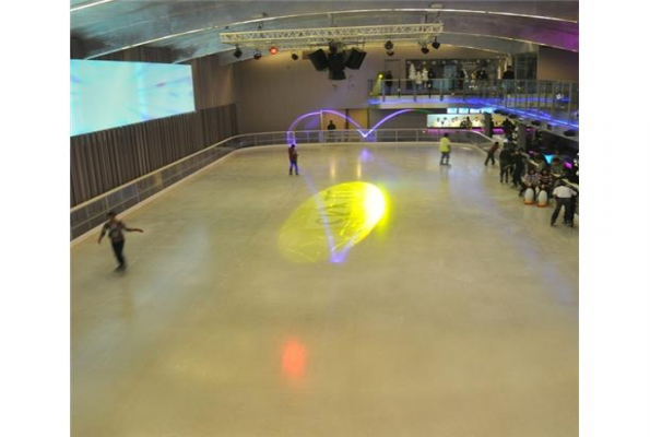 Ice Skating Ambience Mall 3