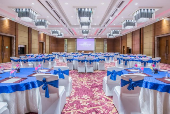 Crowne Plaza Today 5